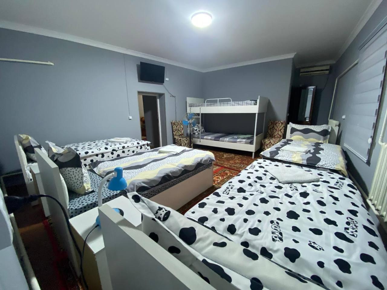 Central Park Hostel Khiva Extérieur photo