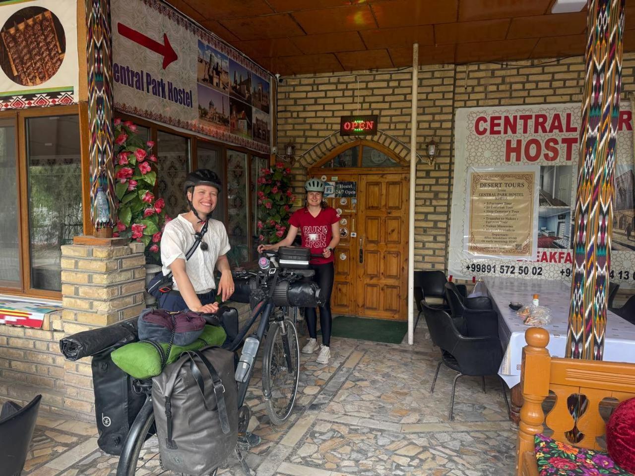 Central Park Hostel Khiva Extérieur photo